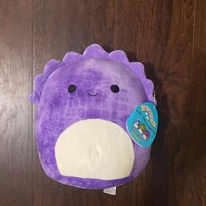 Delilah the dinosaur squishmallow
